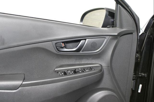 Photo of 2023 Ultra Black Hyundai KONA