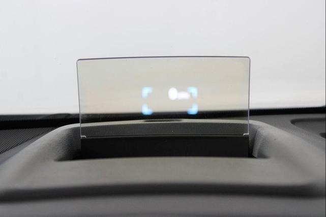 Photo of 2022 Summit White GMC Terrain
