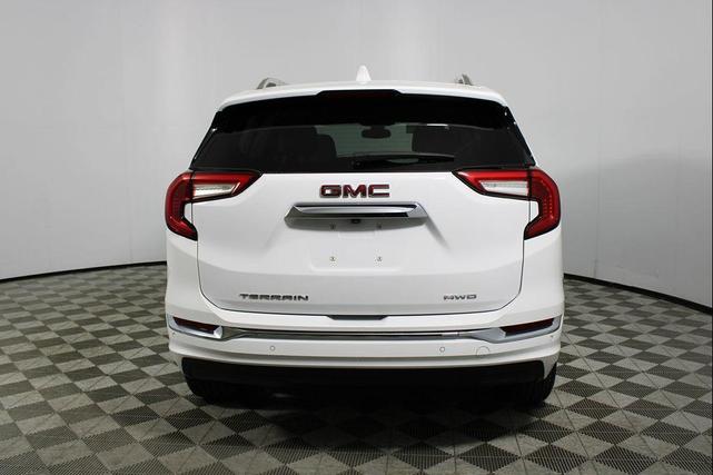 Photo of 2022 Summit White GMC Terrain