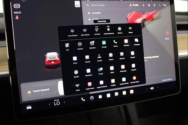 Photo of 2022 Red Multi-Coat Tesla Model Y