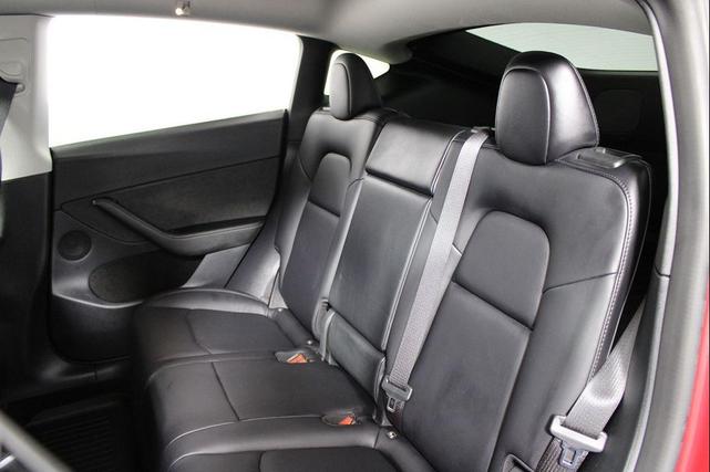 Photo of 2022 Red Multi-Coat Tesla Model Y