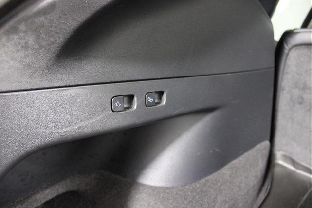 Photo of 2022 Red Multi-Coat Tesla Model Y
