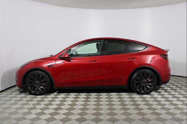 Photo of 2022 Red Multi-Coat Tesla Model Y