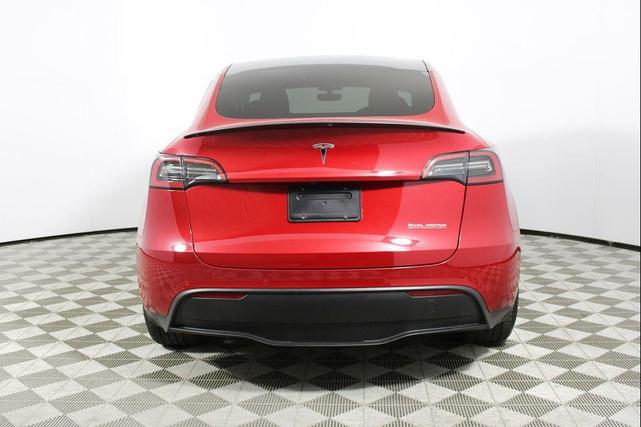 Photo of 2022 Red Multi-Coat Tesla Model Y