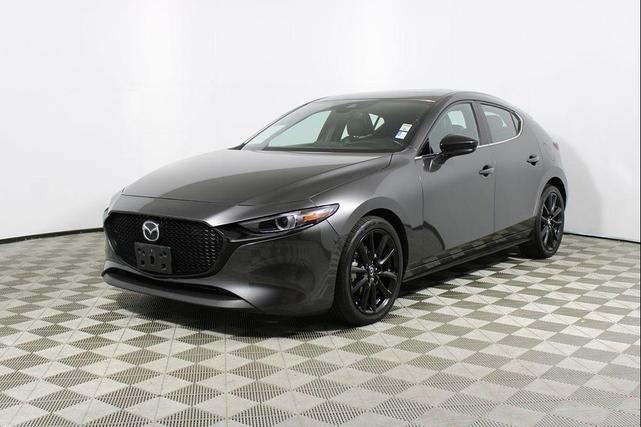 Photo of 2021 Machine Gray Metallic Mazda Mazda3