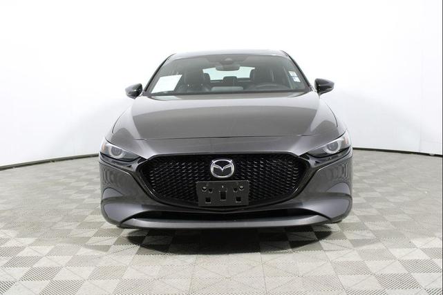 Photo of 2021 Machine Gray Metallic Mazda Mazda3