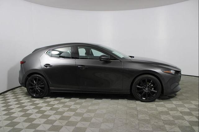 Photo of 2021 Machine Gray Metallic Mazda Mazda3