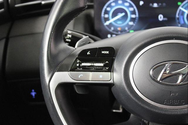Photo of 2023 Phantom Black Hyundai TUCSON Hybrid