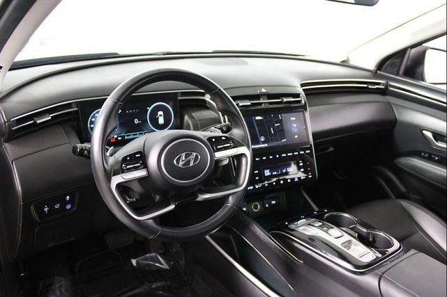 Photo of 2023 Phantom Black Hyundai TUCSON Hybrid
