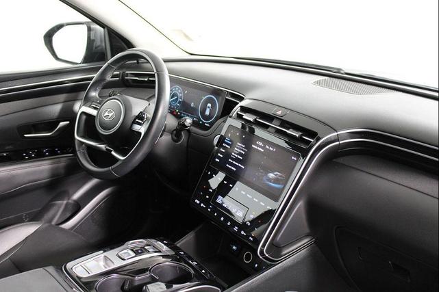 Photo of 2023 Phantom Black Hyundai TUCSON Hybrid