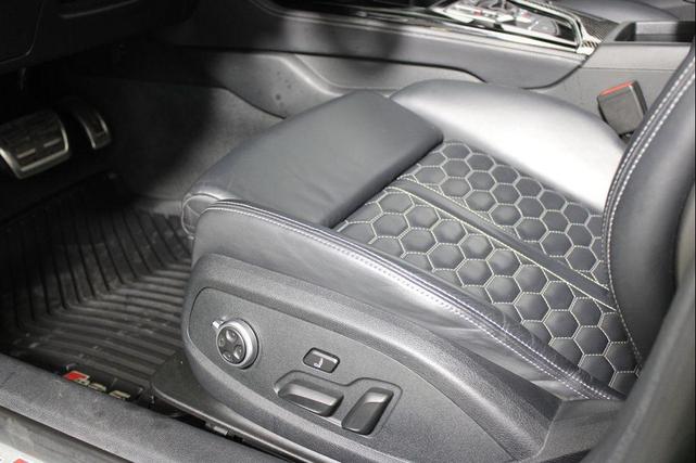 Photo of 2022 Sonoma Green Metallic Audi RS 5