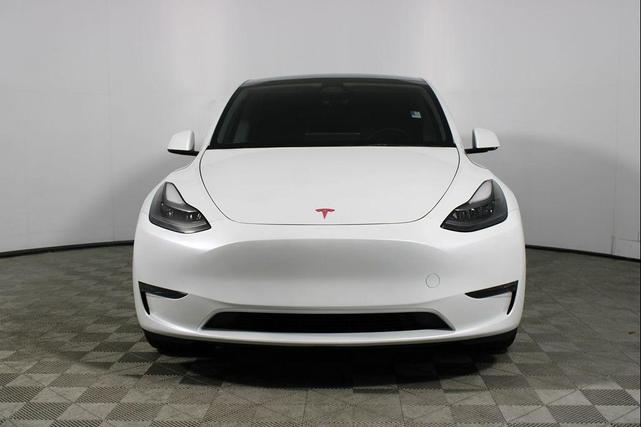 Photo of 2023 Pearl White Multi-Coat Tesla Model Y