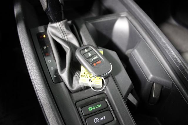 Photo of 2023 Meteorite Gray Metallic Honda Accord