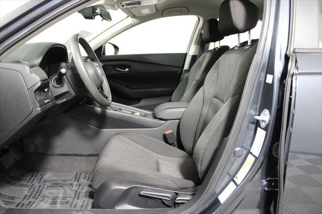 Photo of 2023 Meteorite Gray Metallic Honda Accord