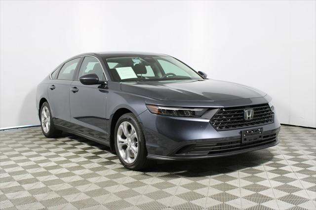 Photo of 2023 Meteorite Gray Metallic Honda Accord