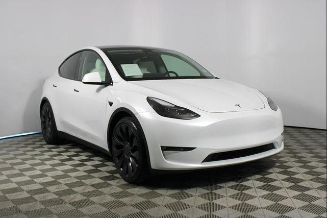 Photo of 2024 Pearl White Multi-Coat Tesla Model Y