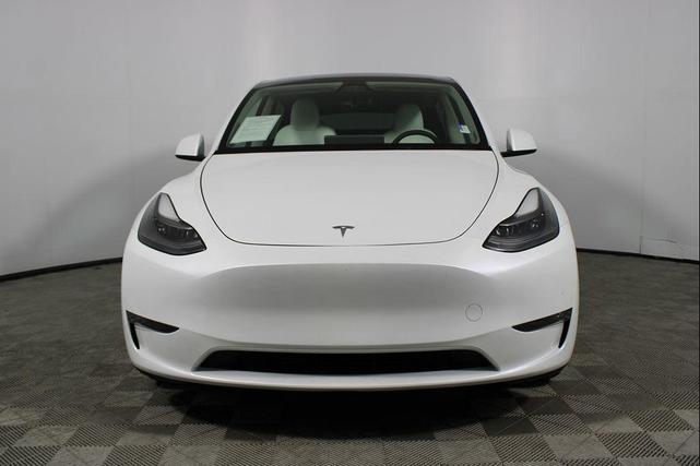 Photo of 2024 Pearl White Multi-Coat Tesla Model Y