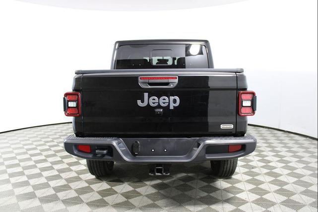 Photo of 2020 Black Clearcoat Jeep Gladiator