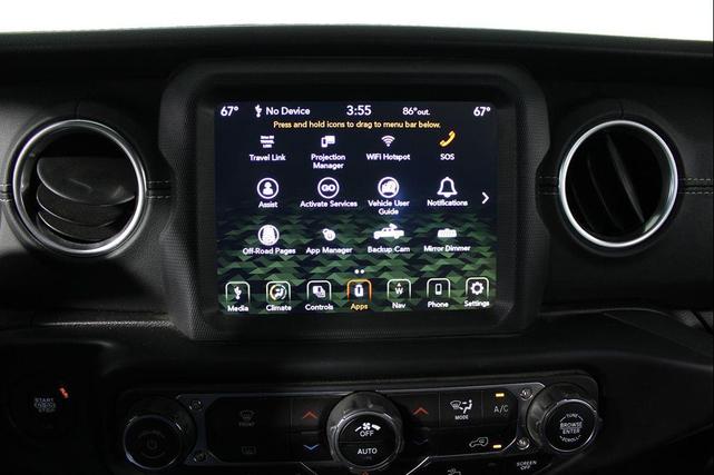 Photo of 2020 Black Clearcoat Jeep Gladiator