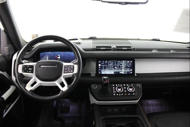 Photo of 2020 Fuji White Land Rover Defender