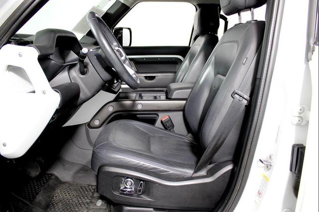 Photo of 2020 Fuji White Land Rover Defender