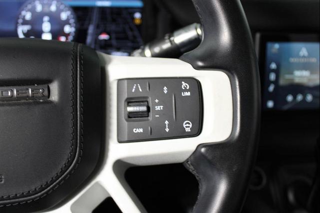 Photo of 2020 Fuji White Land Rover Defender