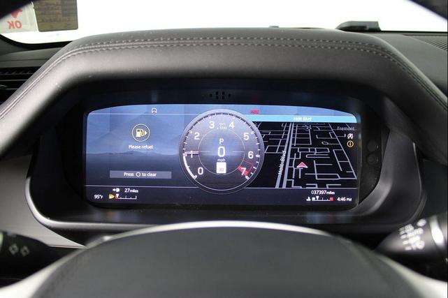 Photo of 2020 Fuji White Land Rover Defender