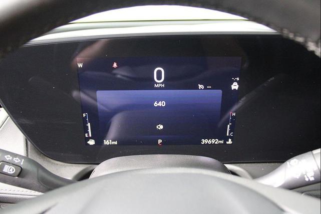Photo of 2024 Summit White Buick Encore GX