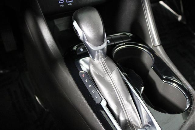 Photo of 2024 Summit White Buick Encore GX
