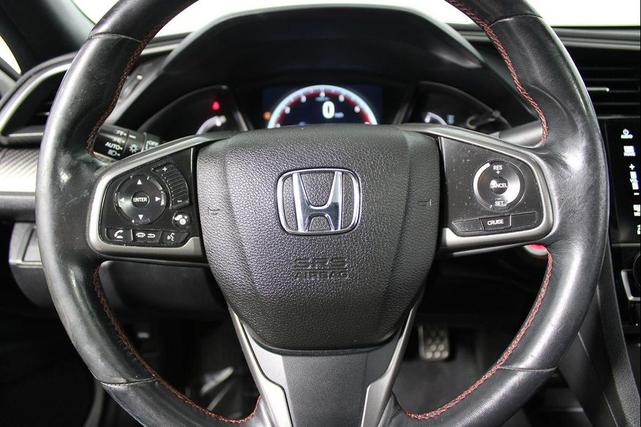 Photo of 2017 White Orchid Pearl Honda Civic