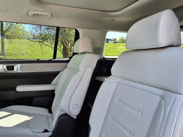 Photo of 2025 Serenity White Hyundai SANTA FE HEV
