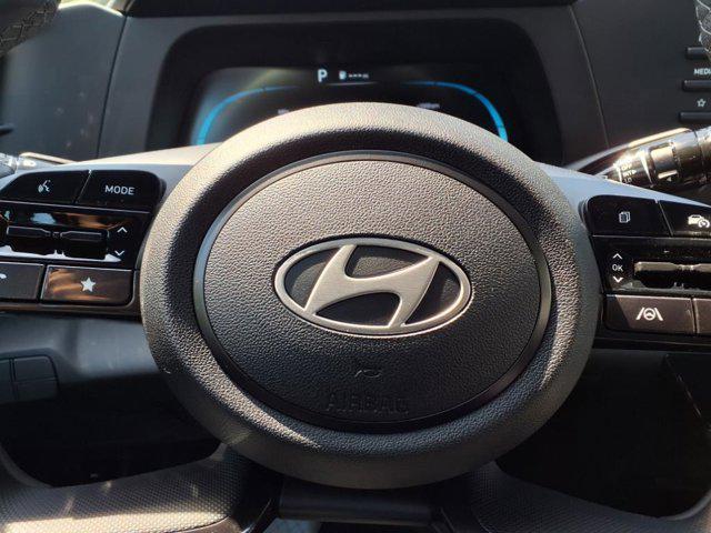 Photo of 2025 Amazon Gray Hyundai ELANTRA