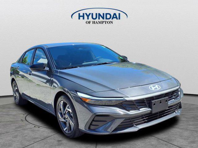 Photo of 2025 Amazon Gray Hyundai ELANTRA