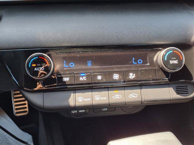 Photo of 2025 Amazon Gray Hyundai ELANTRA