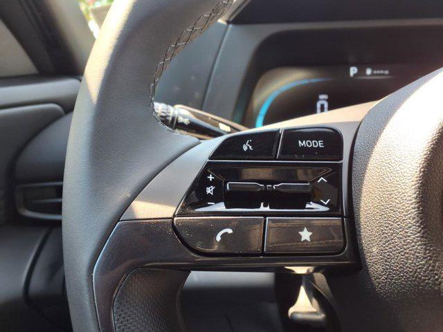 Photo of 2025 Amazon Gray Hyundai ELANTRA