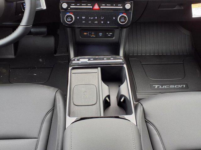 Photo of 2025 Creamy White Pearl Hyundai TUCSON Hybrid