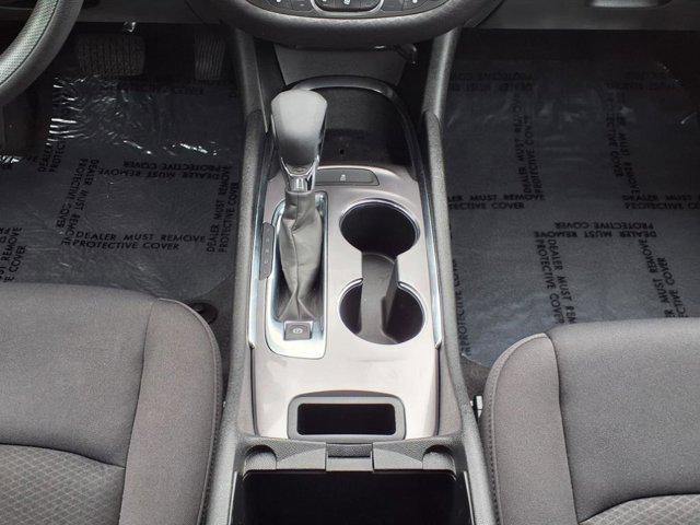 Photo of 2023 Summit White Chevrolet Malibu