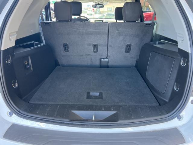 Photo of 2017 Summit White Chevrolet Equinox