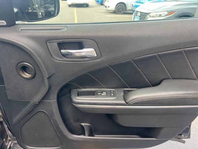 Photo of 2012 Pitch Black Dodge Charger