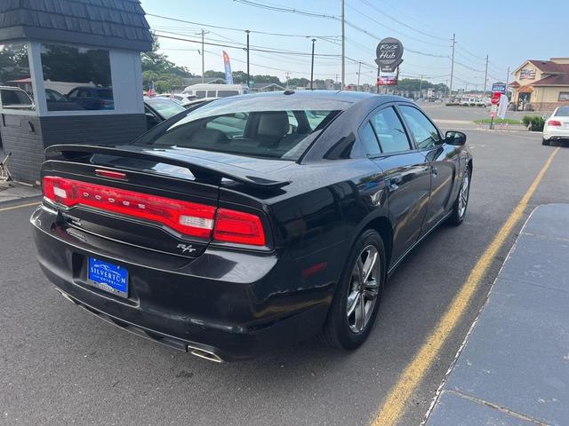 Photo of 2012 Pitch Black Dodge Charger