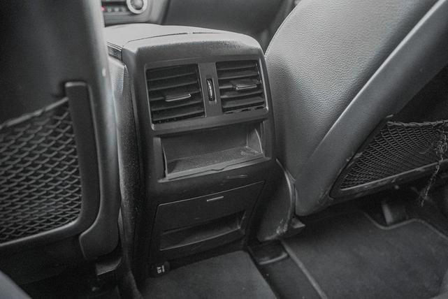 Photo of 2012 Steel Gray Metallic Mercedes-Benz M-Class