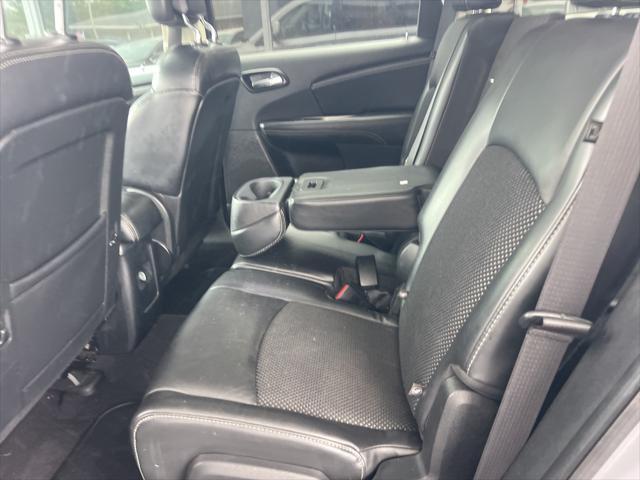 Photo of 2015 Billet Silver Metallic Clearcoat Dodge Journey