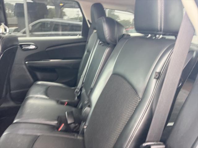 Photo of 2015 Billet Silver Metallic Clearcoat Dodge Journey