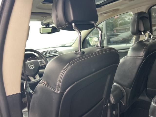 Photo of 2015 Billet Silver Metallic Clearcoat Dodge Journey