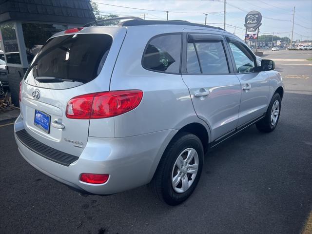 Photo of 2009 Radiant Silver Metallic Hyundai SANTA FE