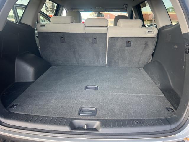 Photo of 2009 Radiant Silver Metallic Hyundai SANTA FE