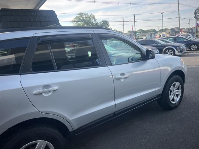 Photo of 2009 Radiant Silver Metallic Hyundai SANTA FE