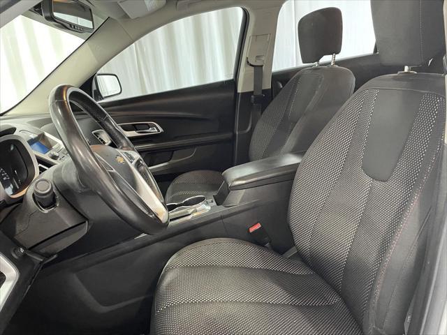 Photo of 2011 Silver Ice Metallic Chevrolet Equinox