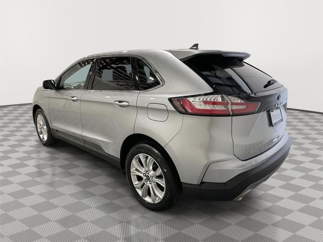 Photo of 2021 Iconic Silver Metallic Ford Edge
