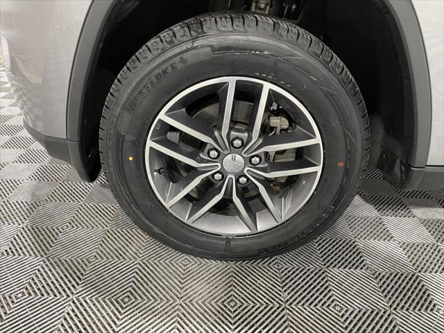Photo of 2018 Billet Silver Metallic Clearcoat Jeep Grand Cherokee